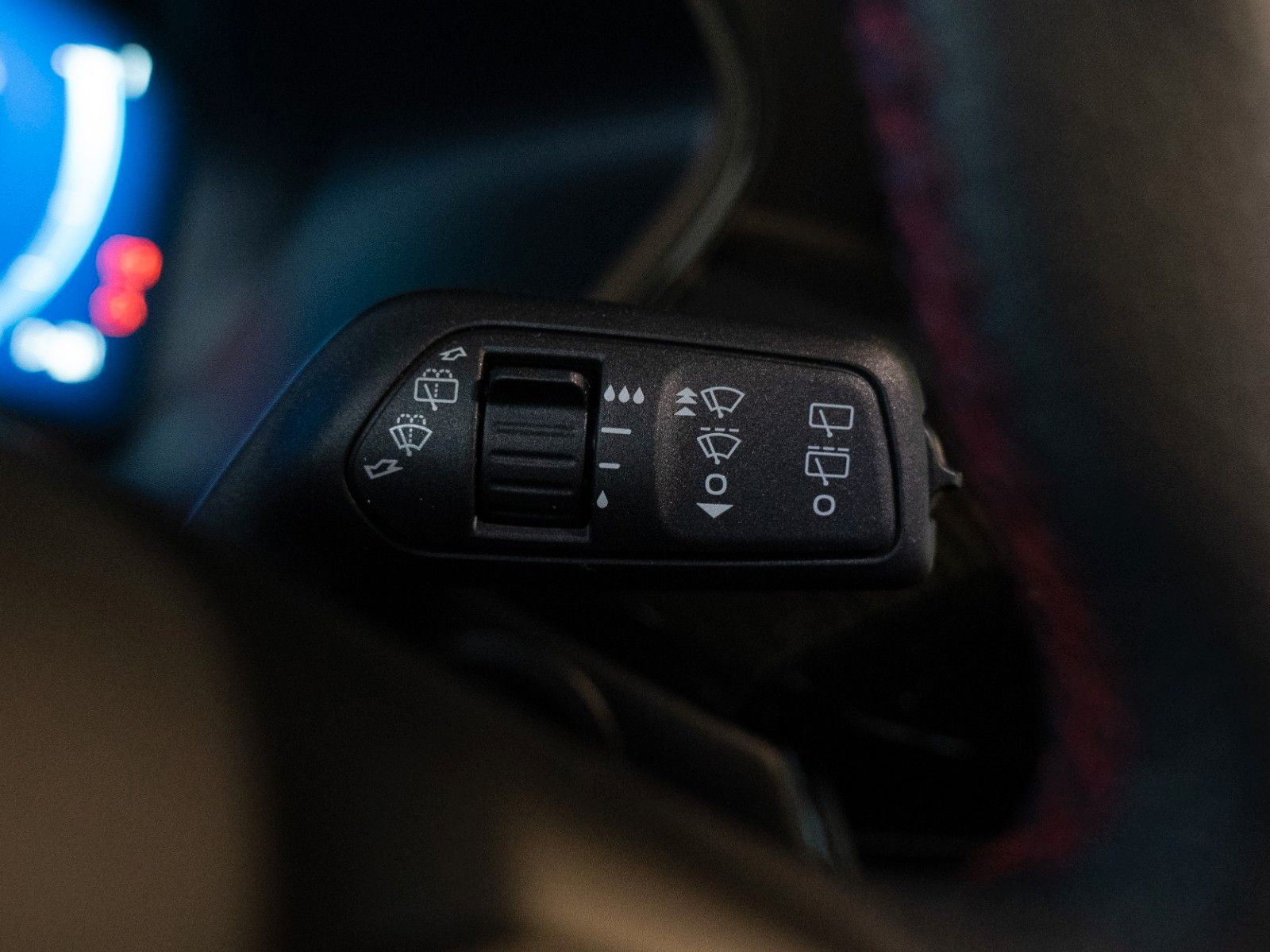 Fahrzeugabbildung Ford Kuga ST-Line KEYLESS/KAMERA/NAVI/WINTER-P.