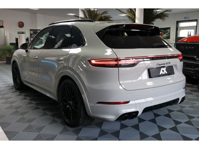 Porsche Cayenne GTS InnoDrive Head-Up Standh. Panorama foto 5