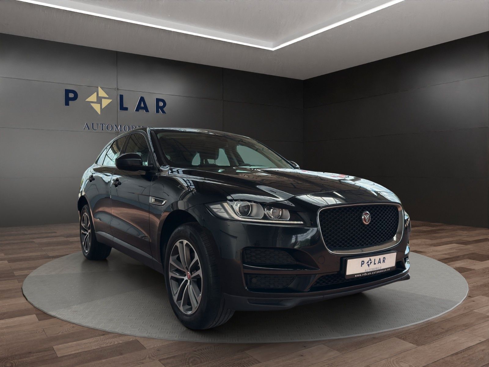 Fahrzeugabbildung Jaguar F-Pace*Allrad*Bi-Xen*Kamera*Ambiente*Tempo*Navi*
