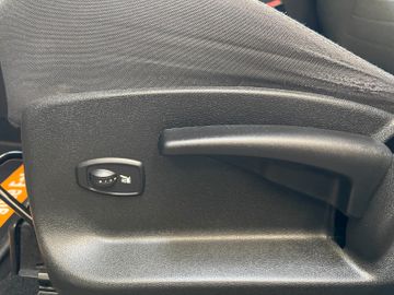 Renault Scenic III Limited *NAVI*TEMPOMAT*SZHZ*PDC*