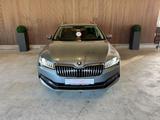 Skoda Superb Combi Style[AUTOMATIK][LED][NAVI][AHK] - Skoda Superb: Style