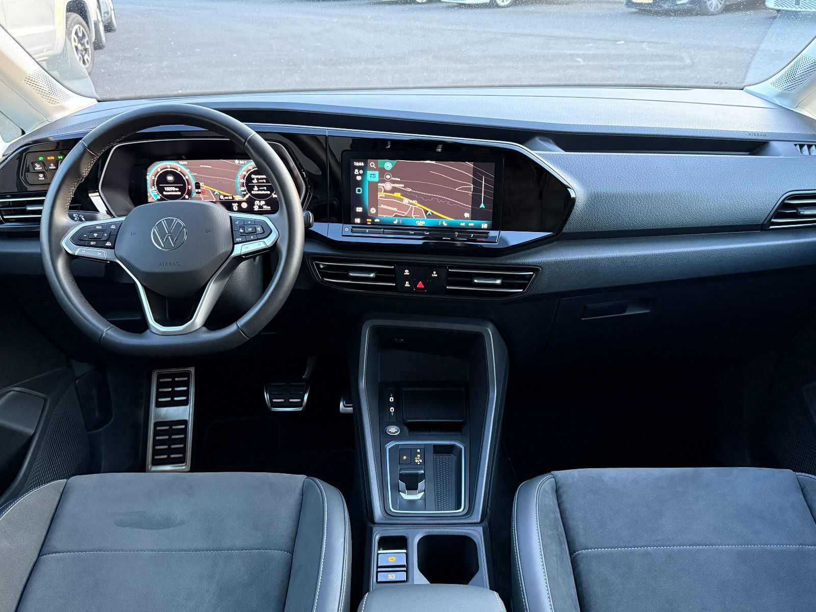 Fahrzeugabbildung Volkswagen Caddy Style TSI DSG ACC AHK Navi LED Kamera SHZ