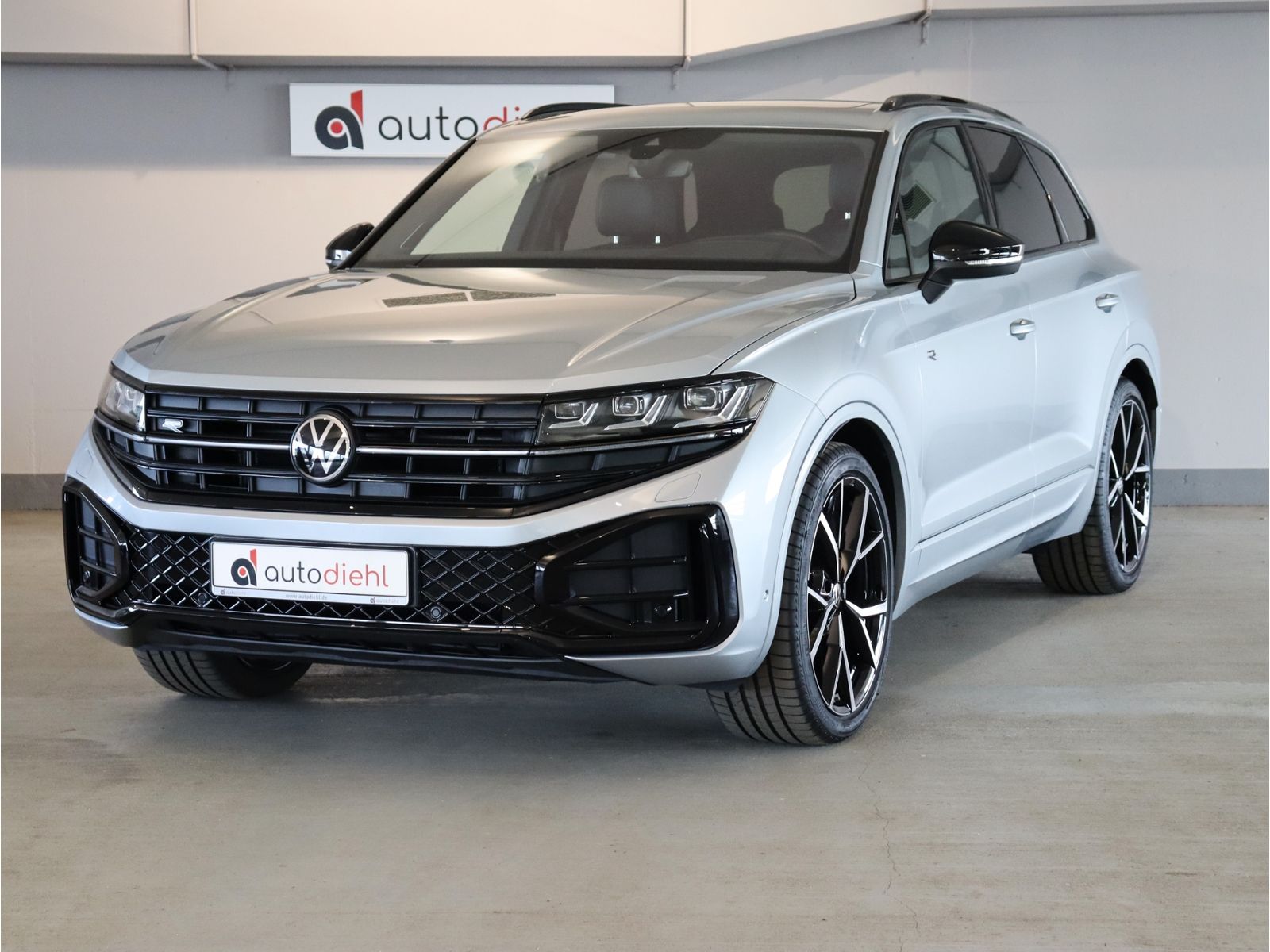 Volkswagen Touareg 3.0 TDI 4M R-Line STHZ AHK PANO foto 2