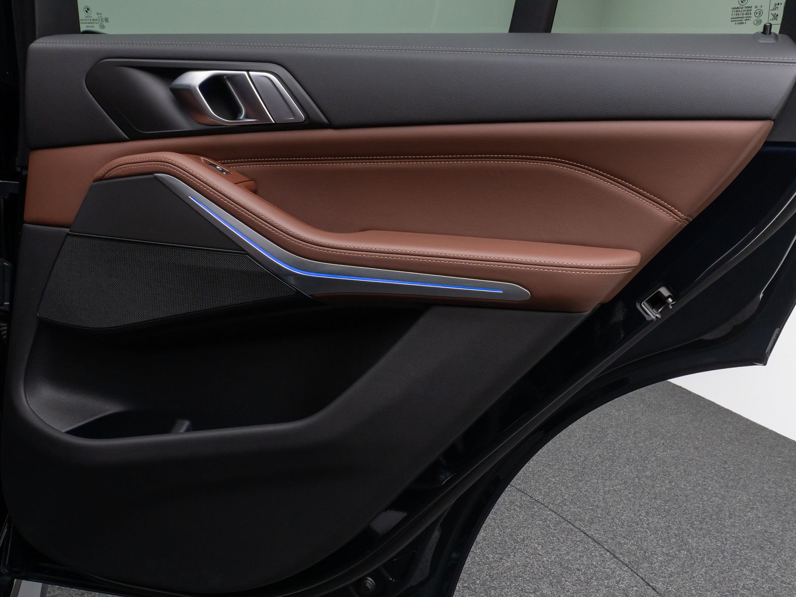 Fahrzeugabbildung BMW X5 xD40d M Sport 360° Laser HUD DAB Individual