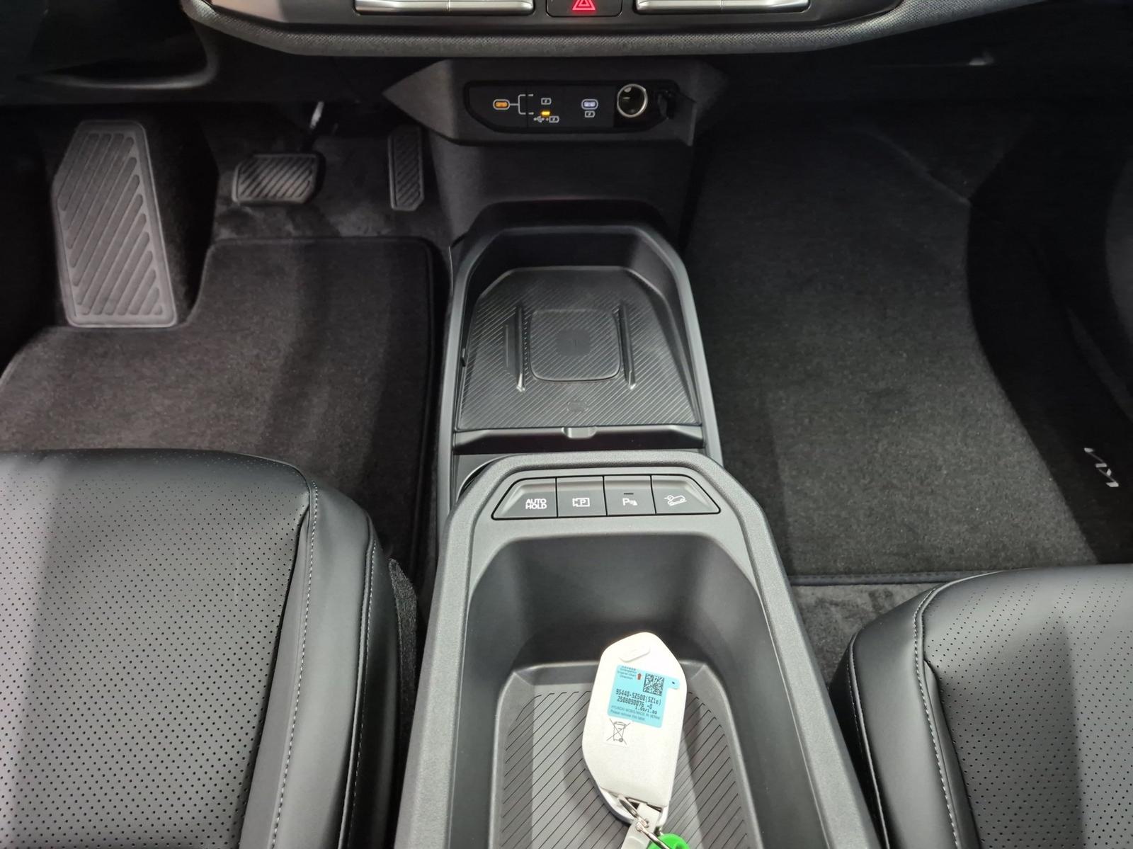 Kia EV4 Hatchback Earth 81 kWh 150 kW Frontantrieb