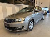 Skoda Rapid 1.4 TSI Ambition Aut. SHZ/PDC/Temp - Skoda Rapid: Limousine