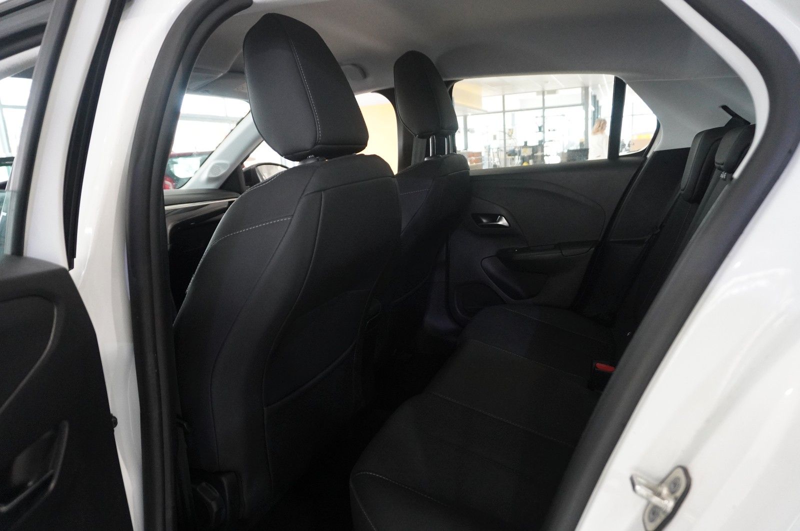 Fahrzeugabbildung Opel Corsa F 1.2T ELEGANCE NAVI/LED/KAMERA/SPORT/DAB+