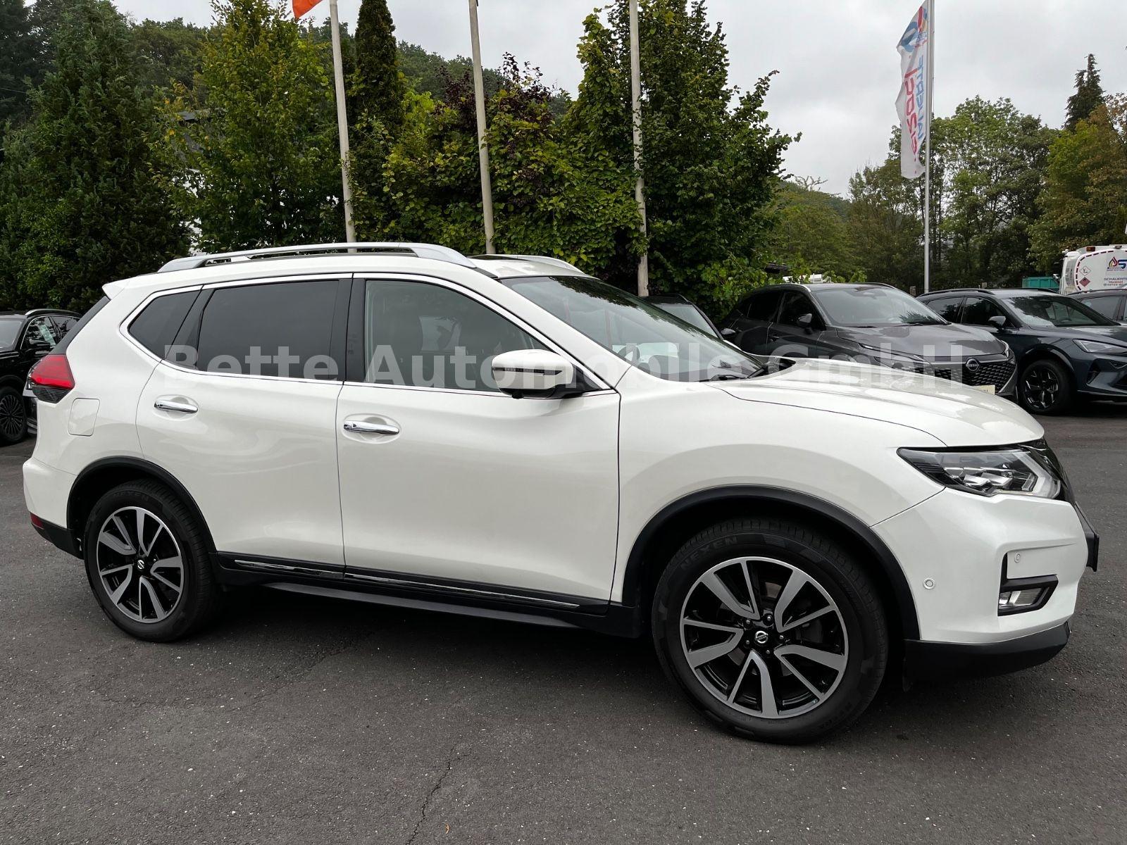 Nissan X-Trail 1.6 DIG-T Tekna *NAVI*LED*PANO*AHK*360°