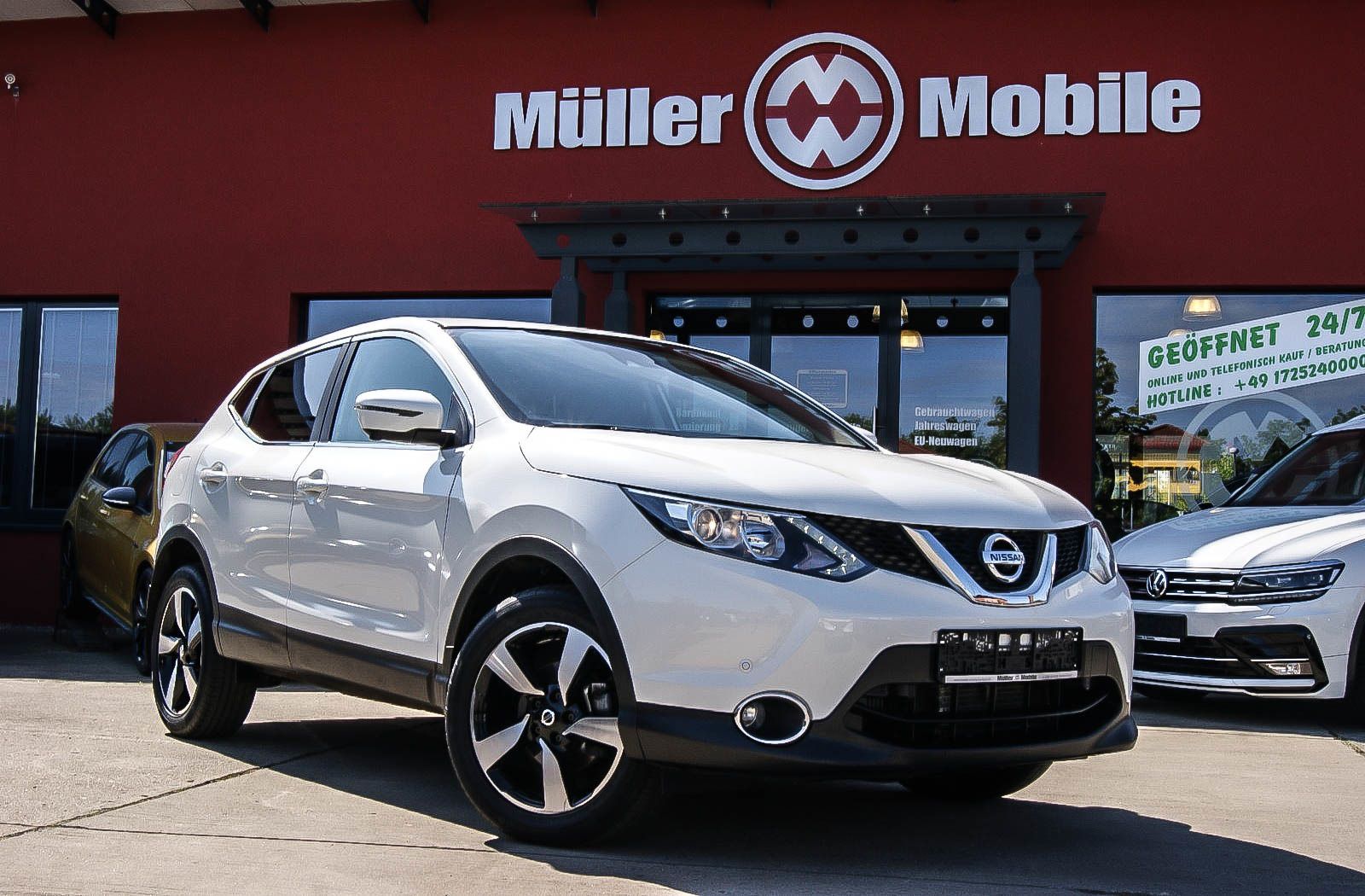 Fahrzeugabbildung Nissan Qashqai DIG-T 12 N-Connecta KAMERA RENTNERBESITZ