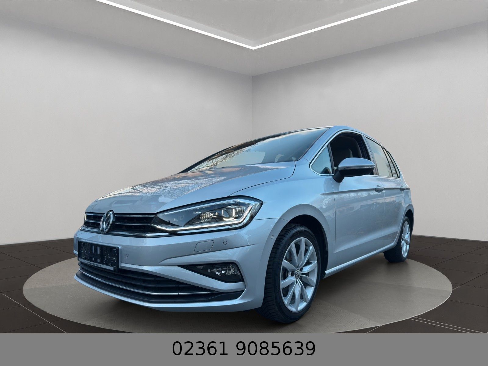 Fahrzeugabbildung Volkswagen Golf Sportsvan VII Highline Automatik/Navi