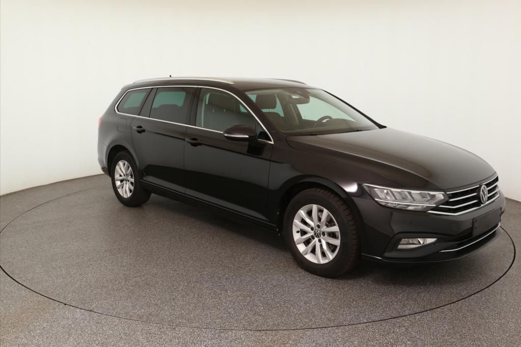 Volkswagen Passat Variant Business 1.5TSI AHK*Tempo*PDC*RFK