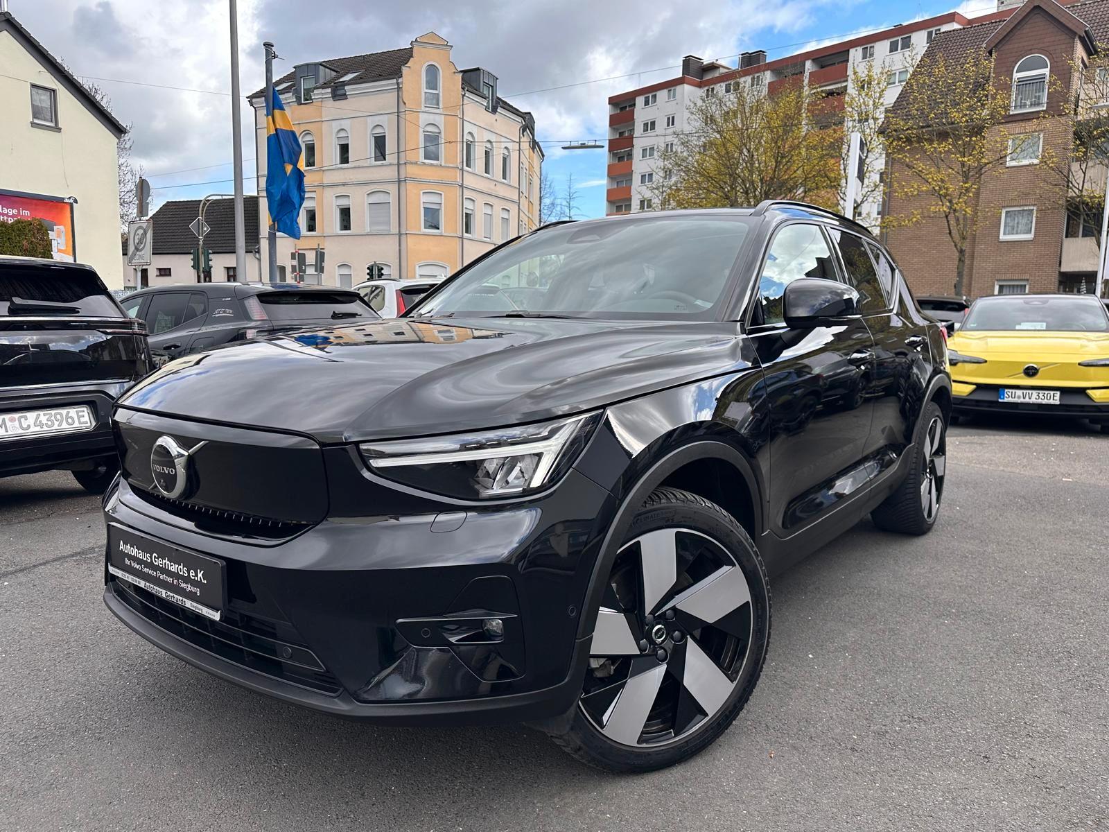 Volvo XC40 AWD Ultimate Pure Electric Pano,360°,AHK,WP