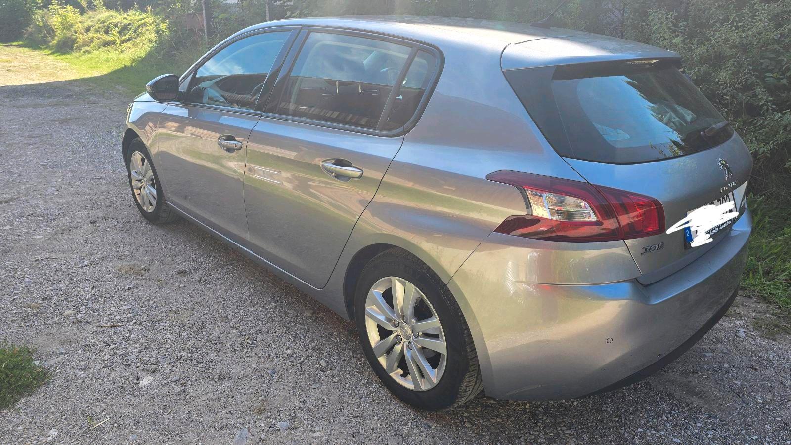 Peugeot 308 2015 — photo 10