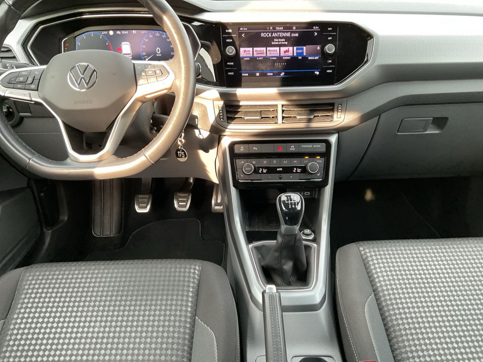 Volkswagen T-Cross - Bild 11