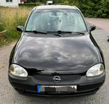 Opel Corsa B - Opel Corsa aus 2000 mit Benzin-Antrieb: Kleinwagen