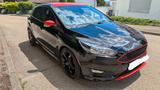 Ford Focus 1,0 EcoBoost 92kW ST-Line Red Black - Ford Focus mit Benzin-Antrieb: Standheizung, Limousine, Klimaanlage