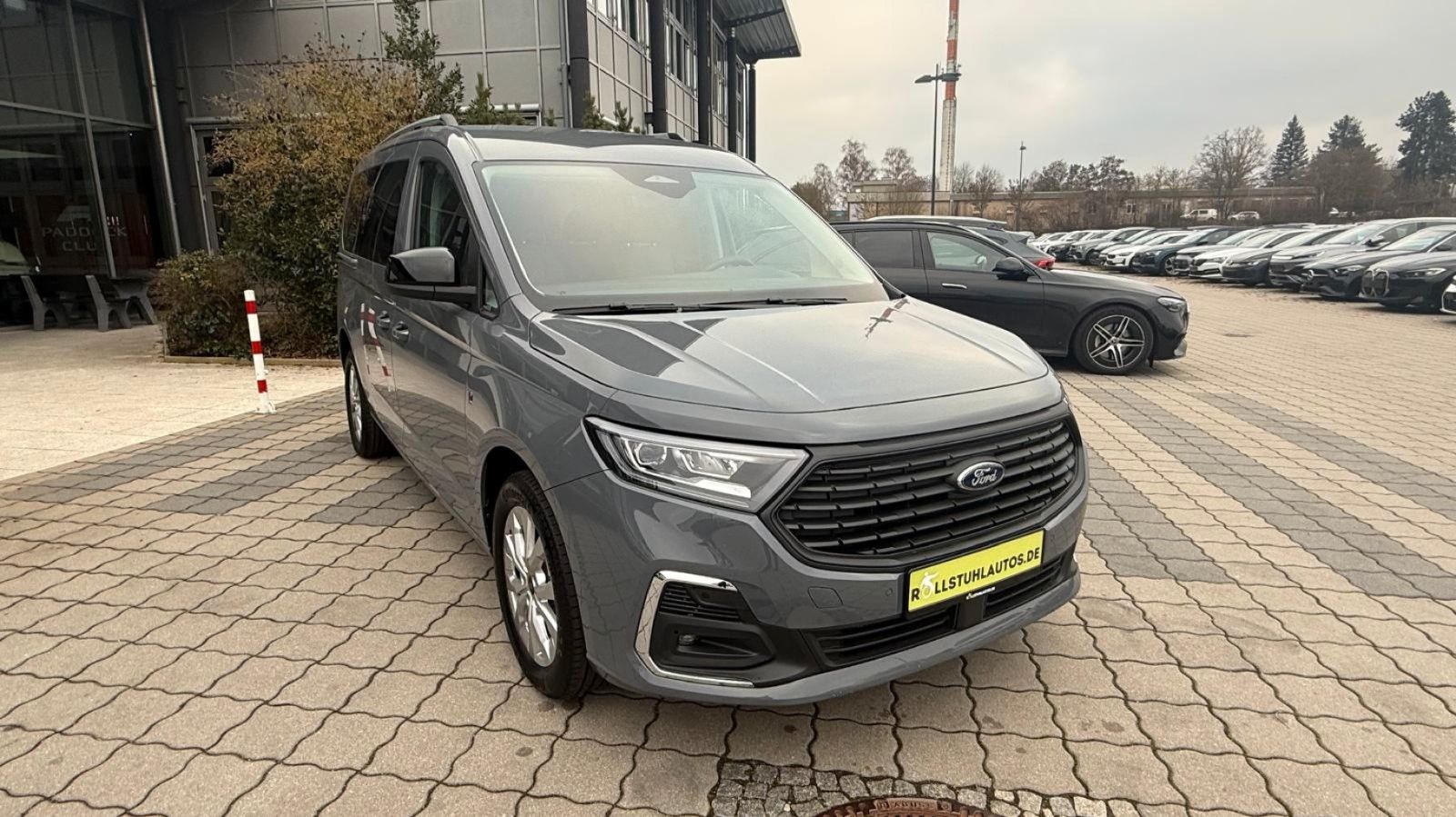 Ford Grand Tourneo Connect Titanium *Rollstuhlumbau* imagem 2