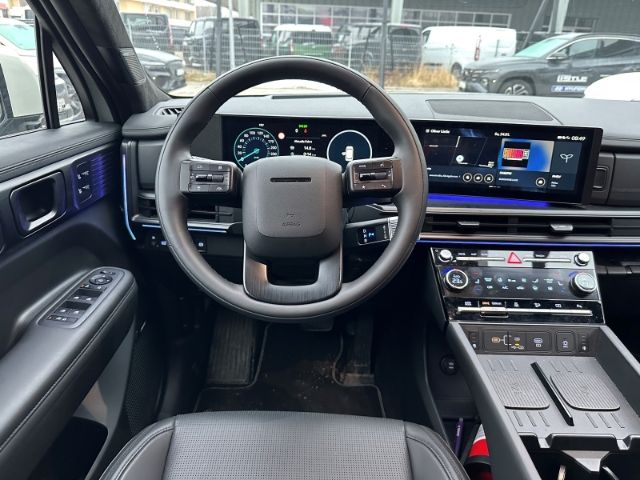 Fahrzeugabbildung Hyundai SANTA FE PHEV (MY25) 1.6 T-GDI 4WD BLACKLINE 7-S