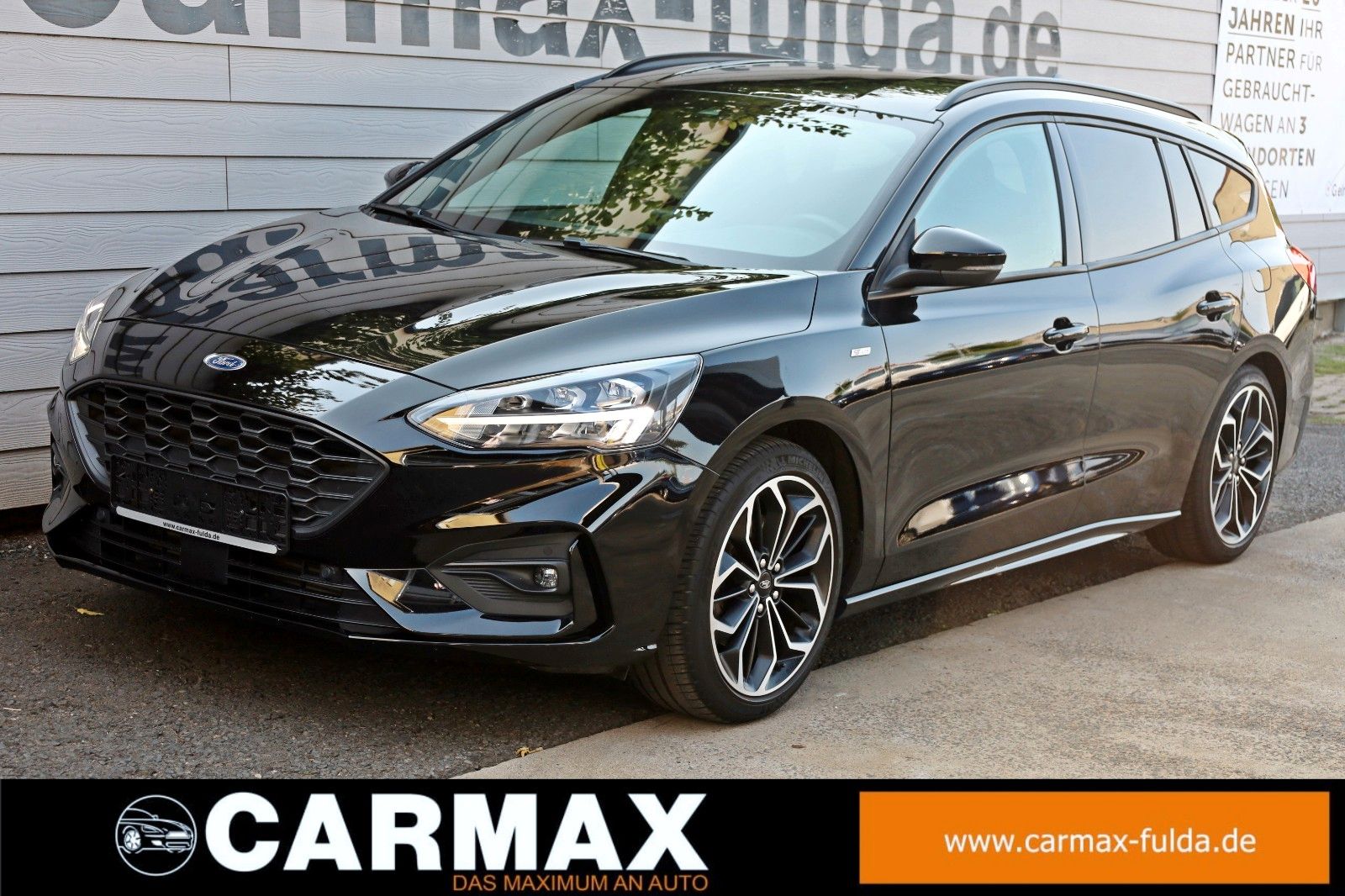 Fahrzeugabbildung Ford Focus Turnier ST-Line Navi,LED,SH,PDC,SR+WR