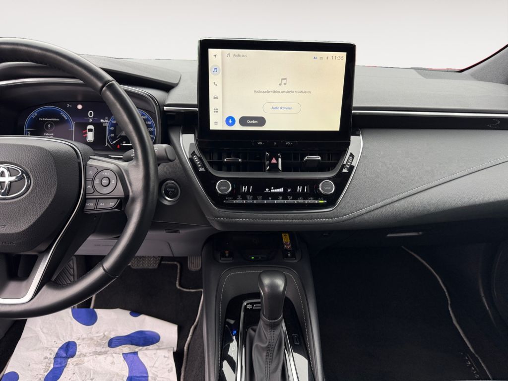 Fahrzeugabbildung Toyota Corolla 1.8 Hybrid Touring Sports Team Deutschla