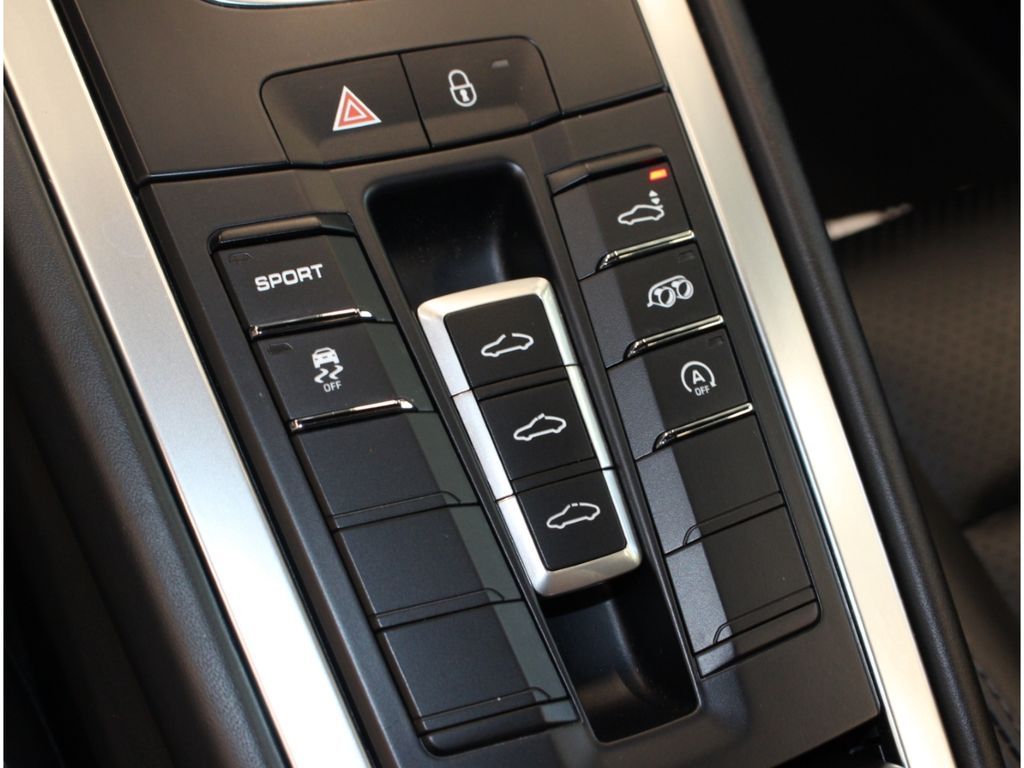 Fahrzeugabbildung Porsche 991 .1 Carrera 4 Black Edition*2.Hand*TOP