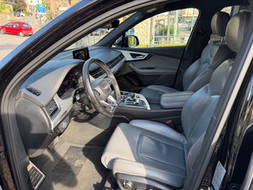 Audi Q7 - 7