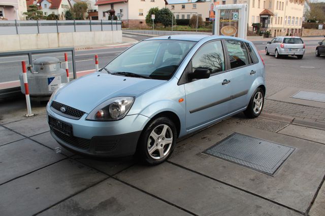 Ford Fiesta 1,6 16V Fun Automatik HU NEU