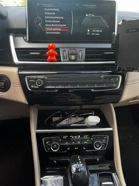 BMW 220