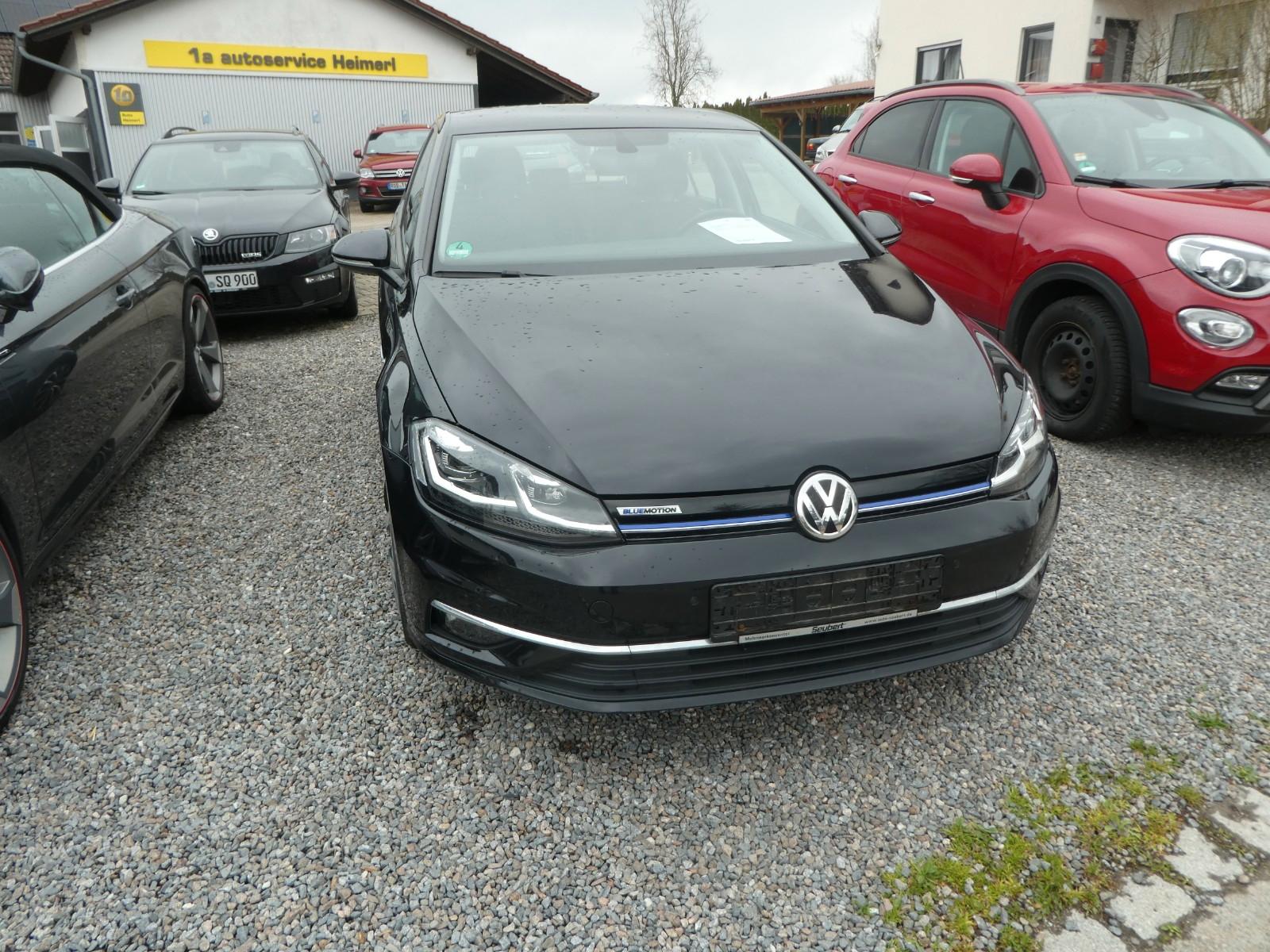 Volkswagen Golf VII Lim. Comfortline 1.5TSi LED SHZ ACC