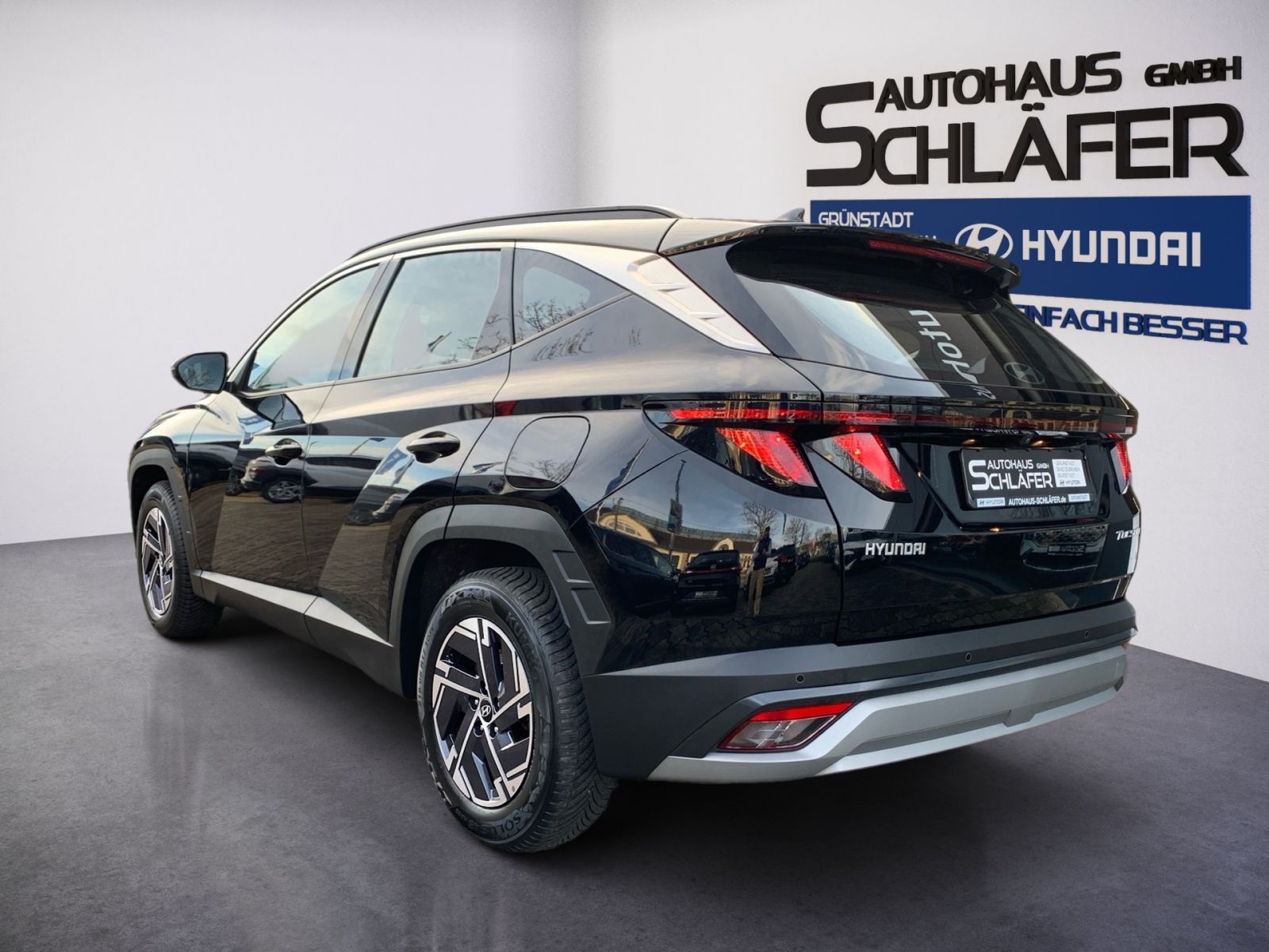 Fahrzeugabbildung Hyundai TUCSON 1.6 T-GDI 7-DCT Select Mild-Hybrid NAvi L