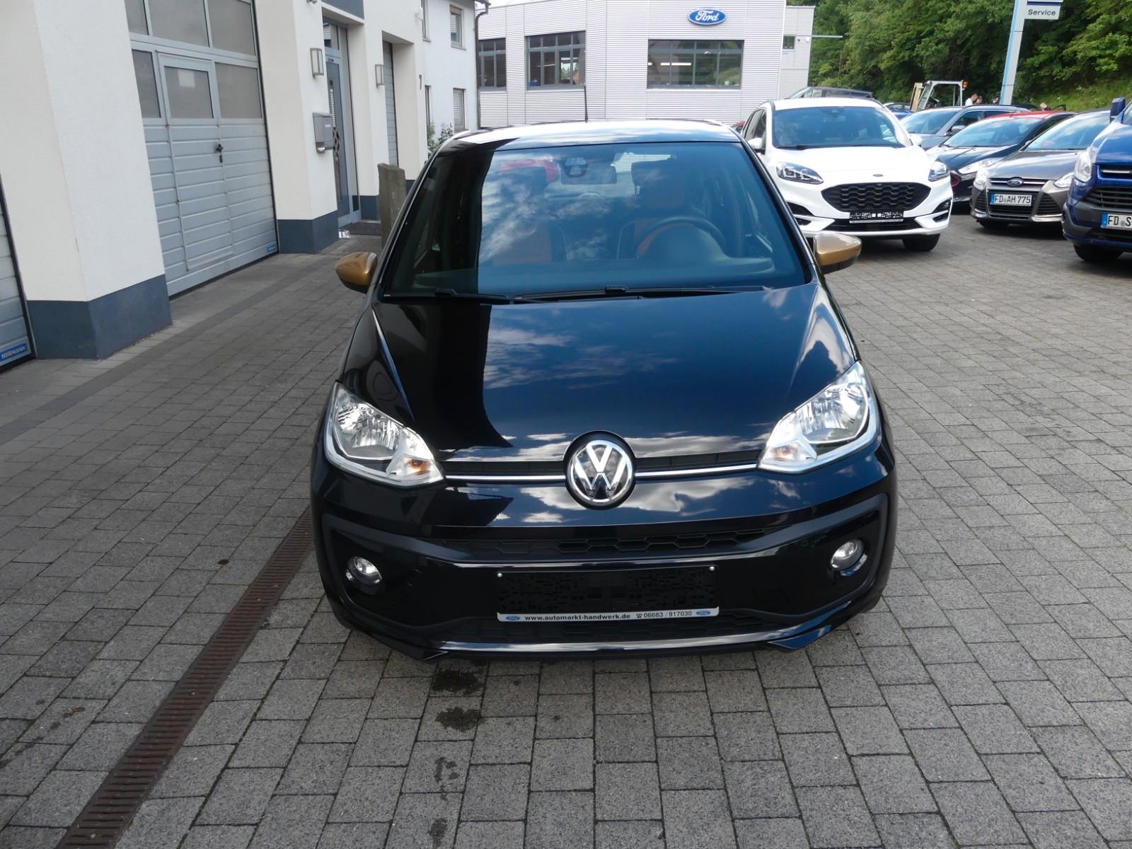 Volkswagen up! special up! savanna gold Start-Stopp