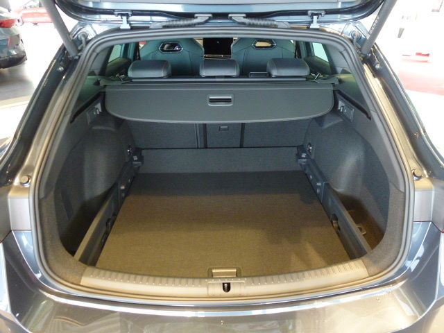 Fahrzeugabbildung CUPRA Leon Sportstourer 1.5 eTSI DSG