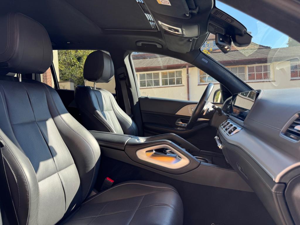 Mercedes-Benz GLS 400