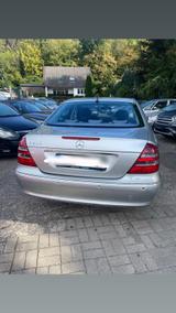Mercedes-Benz Mercedes Benz E 240 - gebrauchte Mercedes-Benz E 240 aus dem Jahr 2005