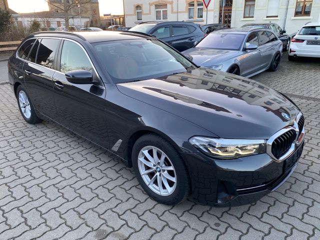 BMW 520d Facelift/AHZV/Kamera/live Cockp/HiFi/Kamera