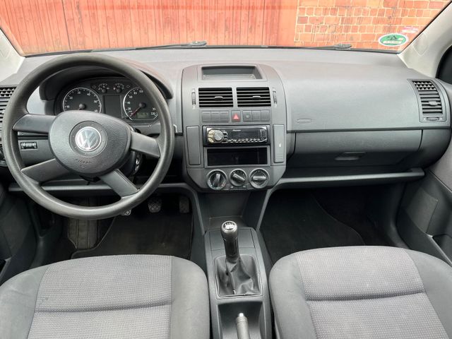 VW Polo 1.2 47kW Basis Plus-Paket*TÜV/AU NEU* Bild 7