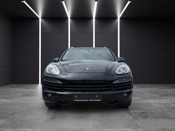Porsche Cayenne - 2