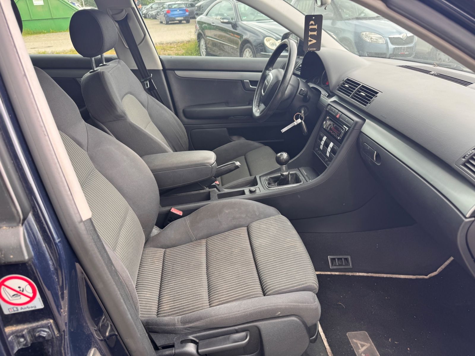 Fahrzeugabbildung Audi A4 Lim. 2.0 TFSI|2xS-LINE