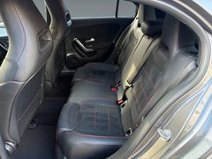 Fahrzeugabbildung Mercedes-Benz A 250 AMG-Style Leder Navi Sitzh LED 18"AMG