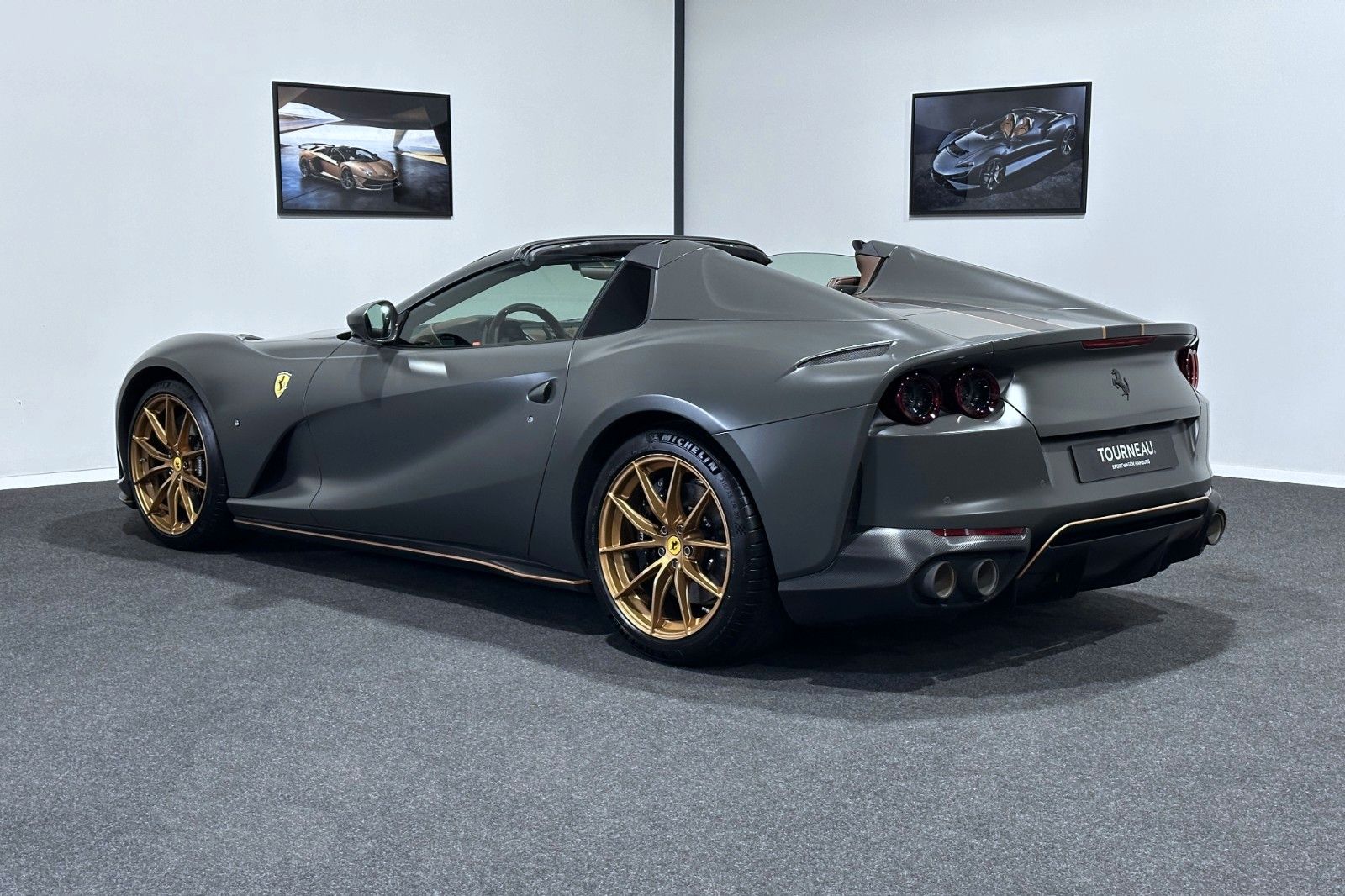 Fahrzeugabbildung Ferrari 812 GTS | 1. Hand | Lift | Carbon | ADAS