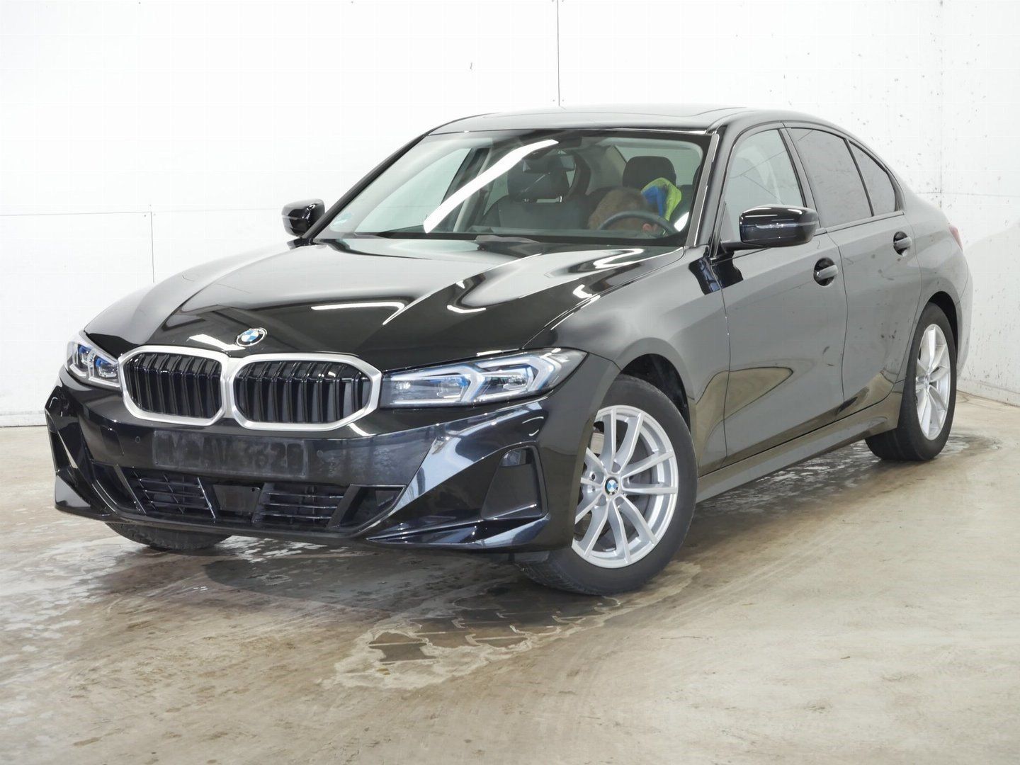 BMW 320 - Bild 1