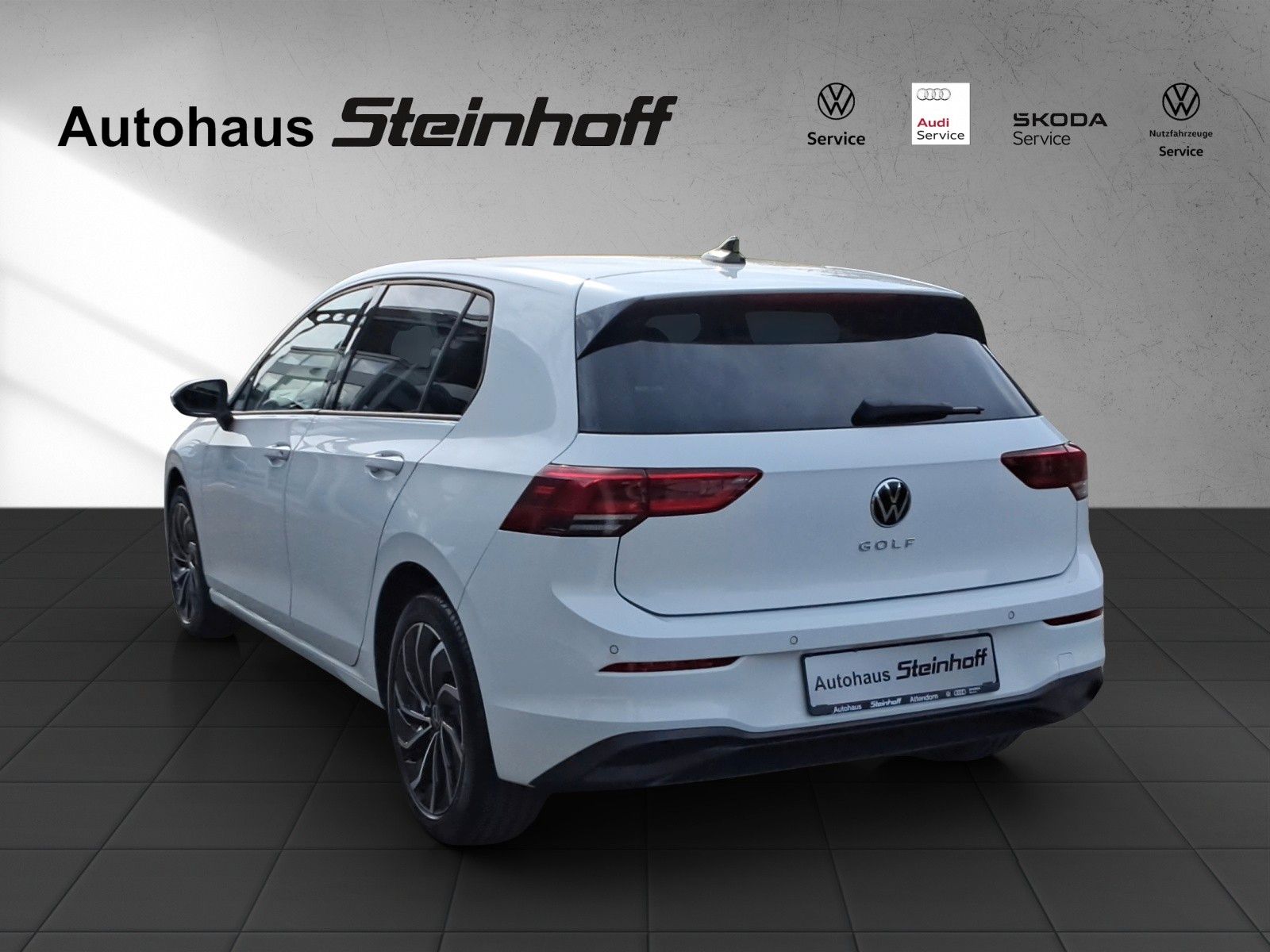 Volkswagen Golf VIII "Life" LED,Winterp,Parkp,ACC,App-Conn imagem 3