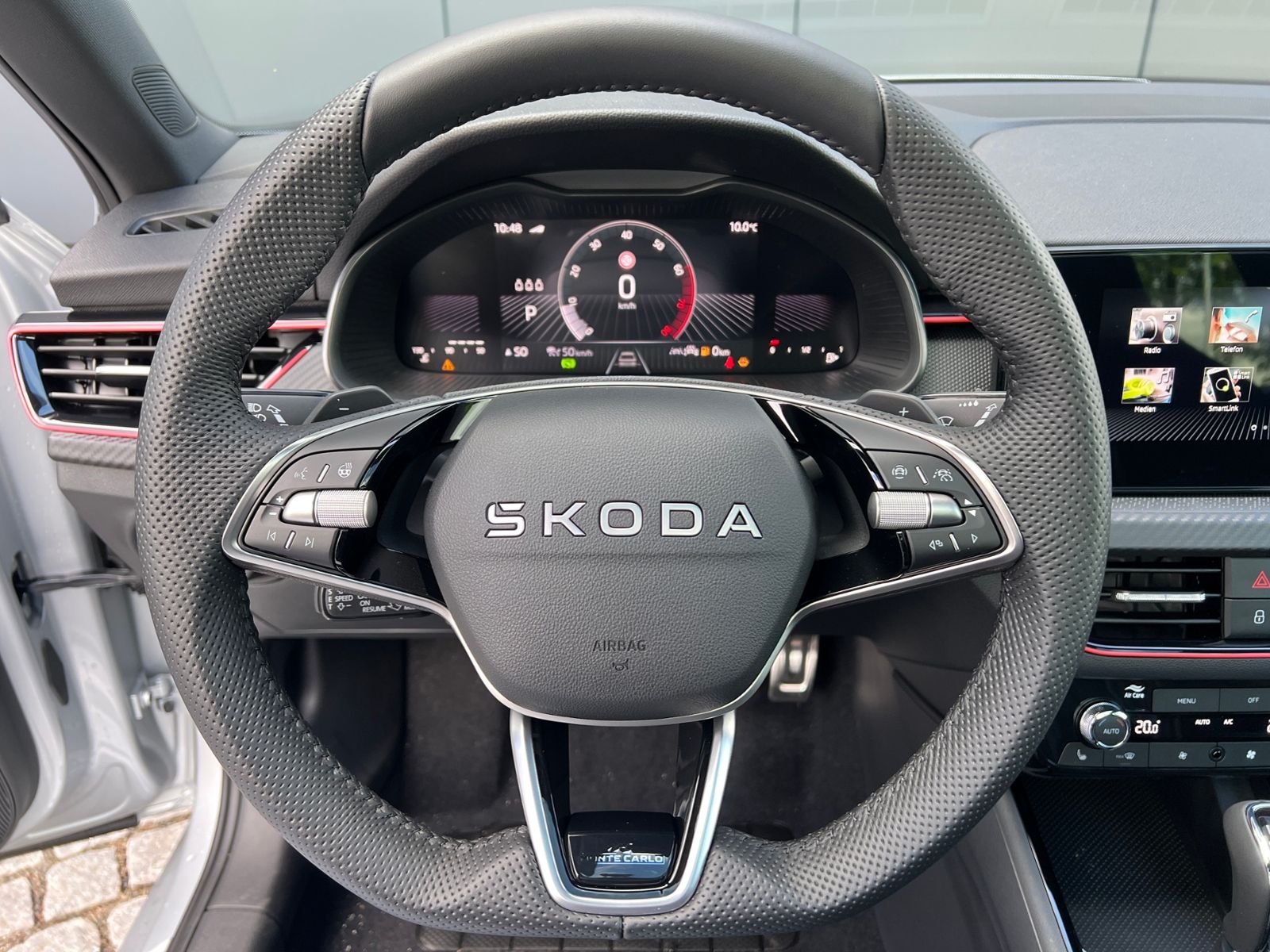 Fahrzeugabbildung SKODA Kamiq Monte Carlo 1.0 TSI DSG *Matrix-LED, ACC,