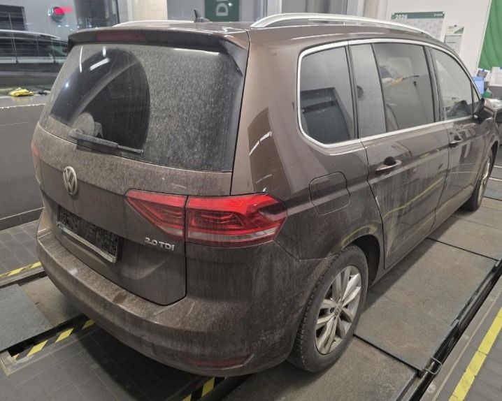 Fahrzeugabbildung Volkswagen Touran 20TDI Highline STANDHEIZUNG KESSY LEDER