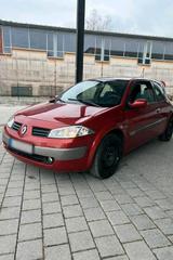 Renault Megane II /TÜV NEU/2HAND/WENIG KM - Renault Megane aus 2004: Ii