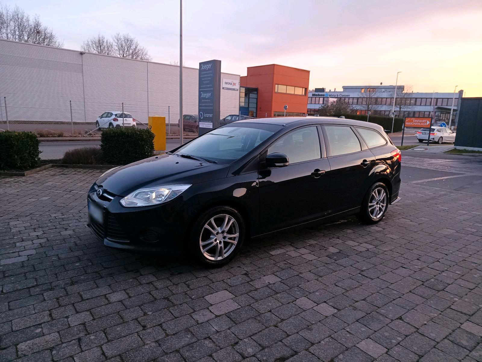 Ford Focus 2014 — engine 116 HP (85kW)