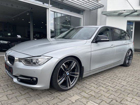 BMW 318d, PANO, BI-XENON, 19 ZOLL, NAVI..