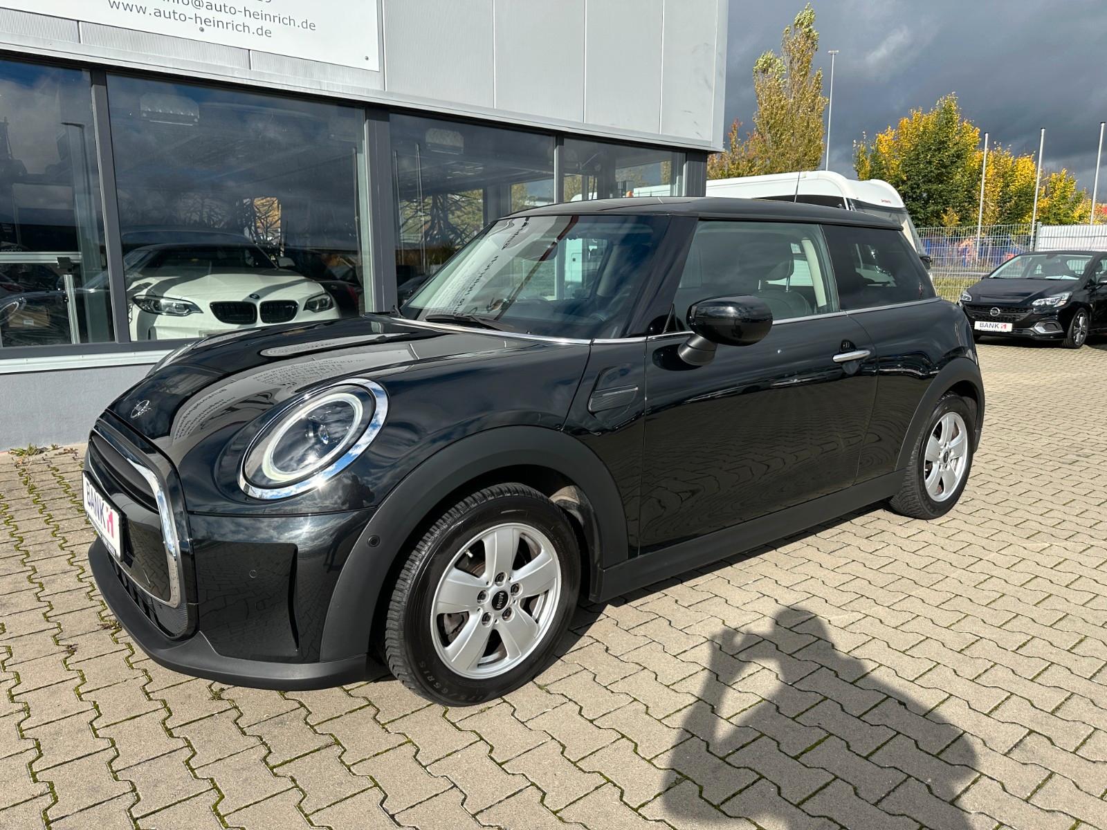MINI COOPER 3-trg. Cooper Essential Trim Navi*LED*PDC