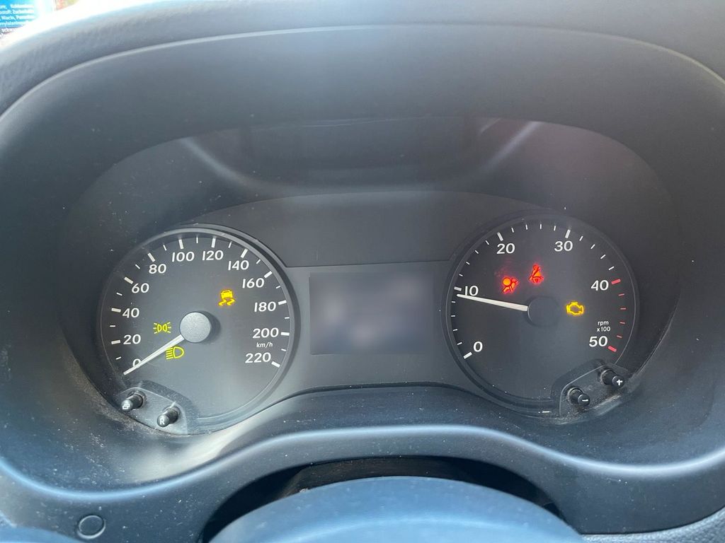 Image of Mercedes-Benz Vito