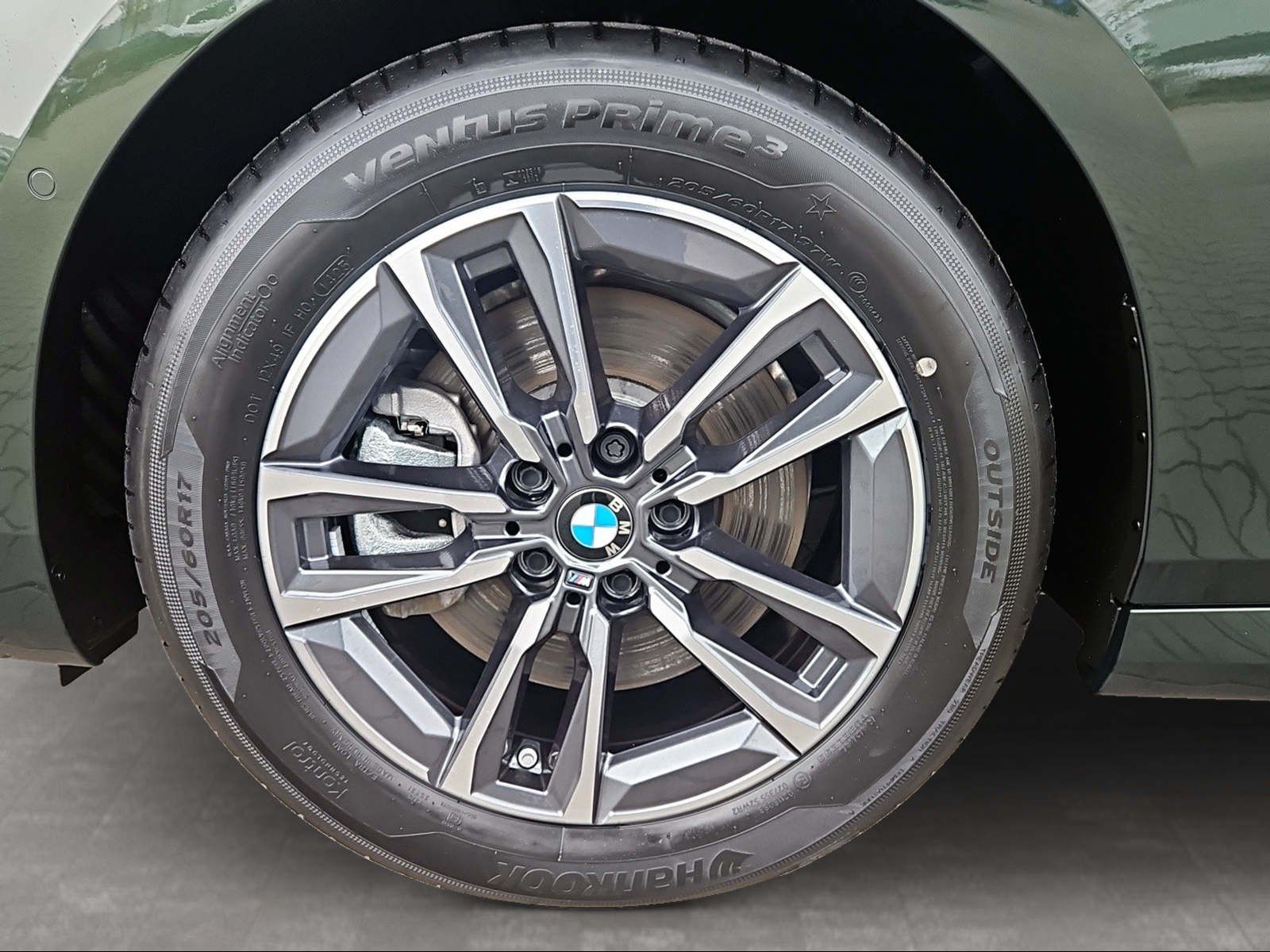 BMW 223 Active Tourer - Bild 12